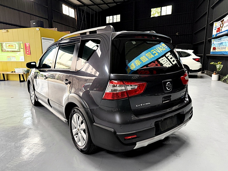 2016 NISSAN LIVINA 灰 中古車實車細節 2｜百度汽車