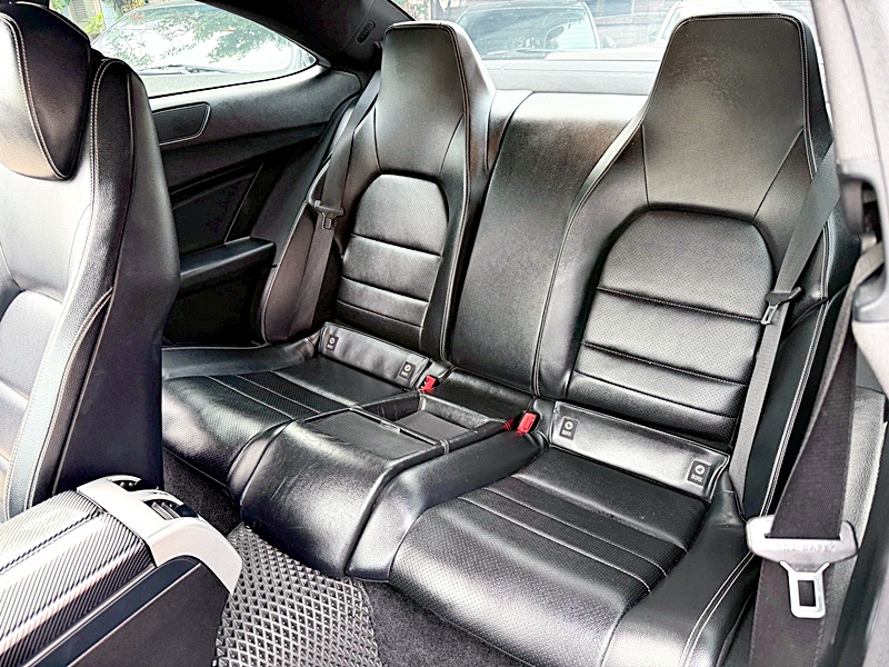2011 BENZ C180 Coupe 黑 中古車實車細節 6｜百度汽車