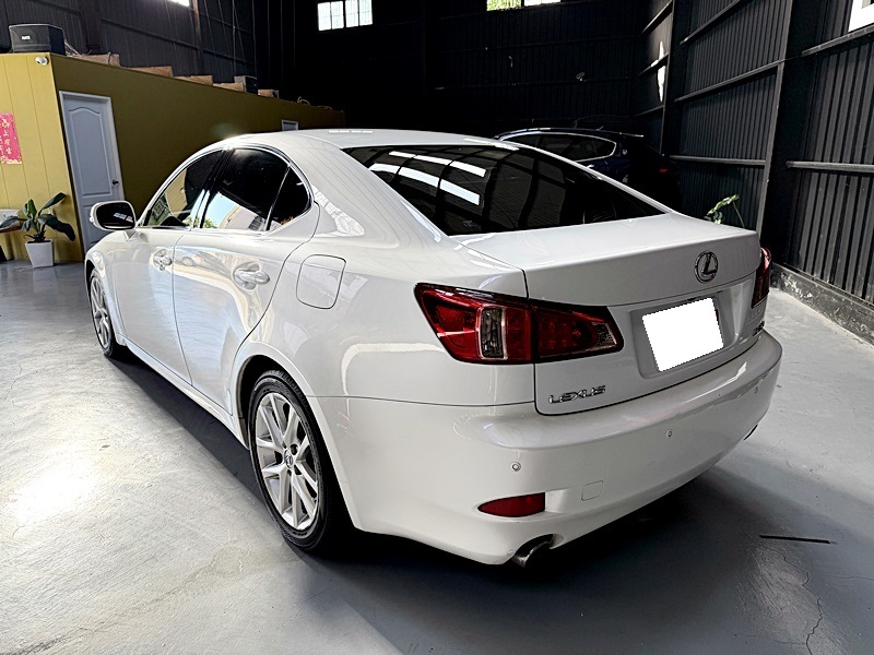 2010 Lexus is250 白 中古車實車細節 2｜百度汽車