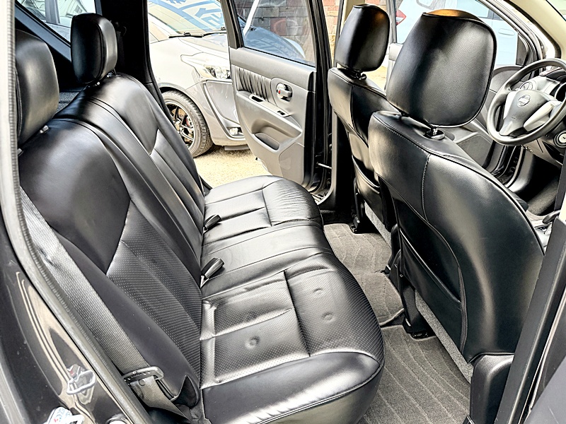 2016 NISSAN LIVINA 灰 中古車實車細節 8｜百度汽車