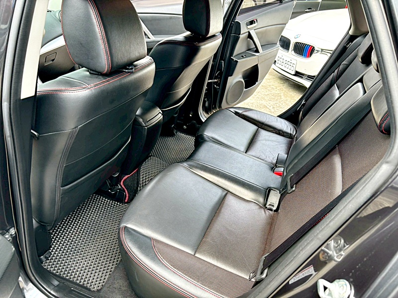 2012 MAZDA MAZDA3 灰 中古車實車細節 6｜百度汽車