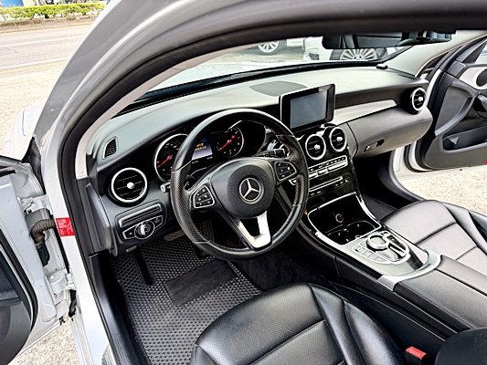 2016 BENZ C180 銀 中古車實車細節 5｜百度汽車