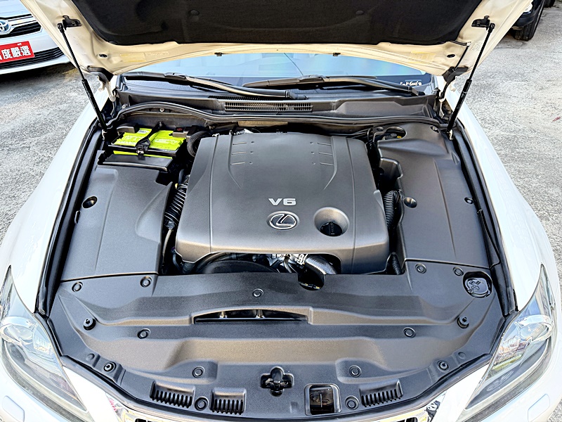 2010 Lexus is250 白 中古車實車細節 16｜百度汽車