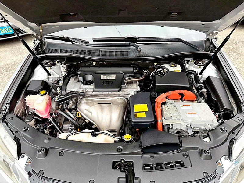 2013 Toyota Camry 銀 中古車實車細節 16｜百度汽車