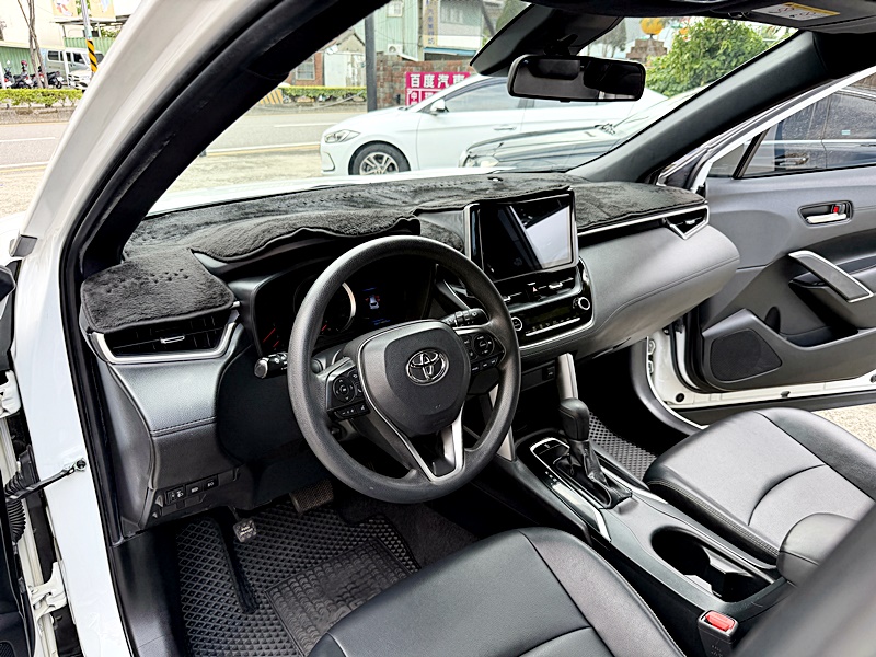 2022 Toyota Corolla Cross 白 中古車實車細節 5｜百度汽車