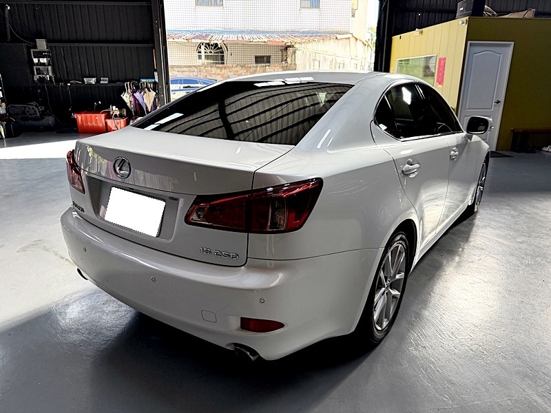 2010 Lexus is250 白 中古車實車細節 4｜百度汽車