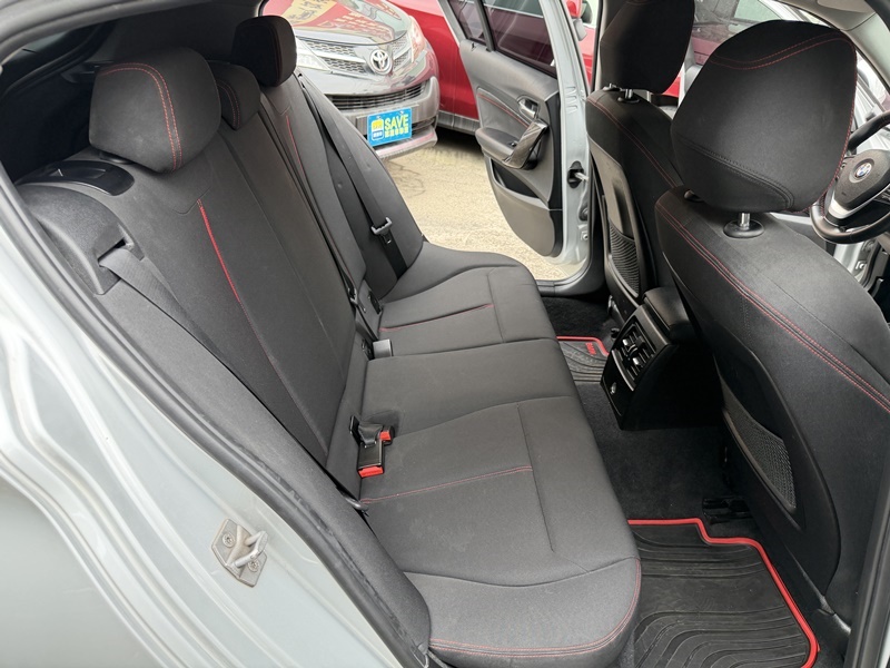 2013 BMW 118i 銀 中古車實車細節 8｜百度汽車