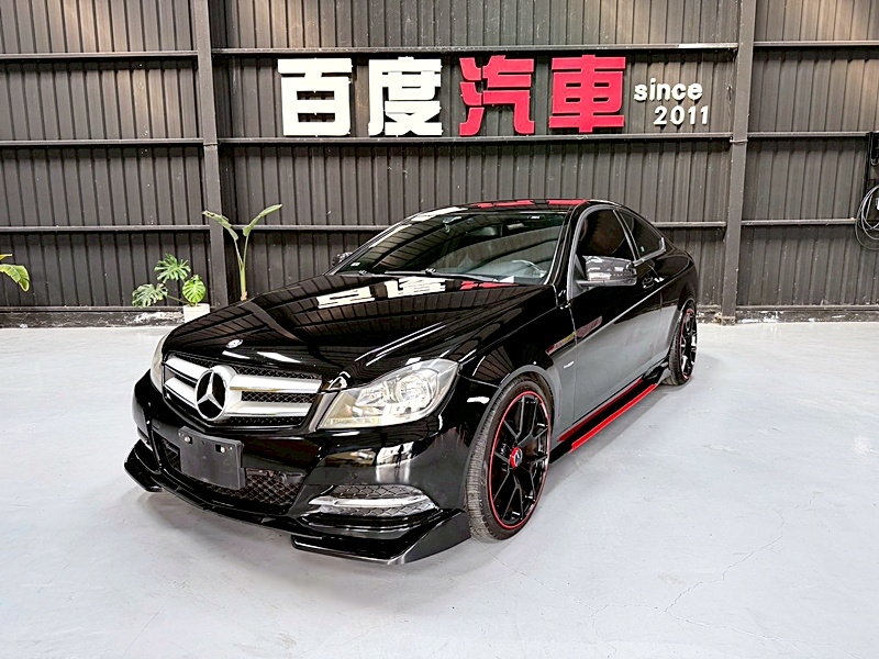 2011 BENZ C180 Coupe 黑 中古車外觀封面｜百度汽車