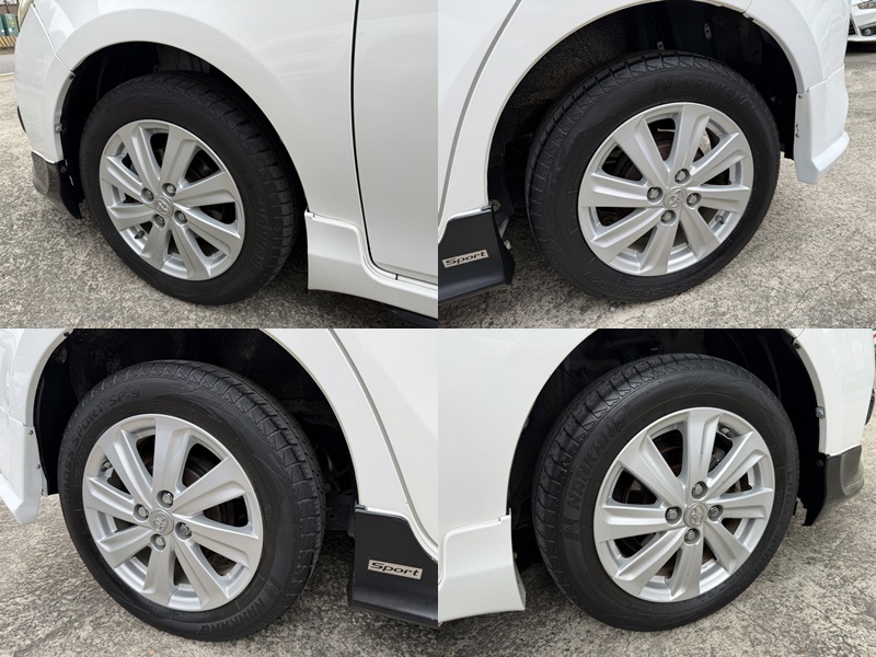 2017 Toyota Yaris 白 中古車實車細節 17｜百度汽車