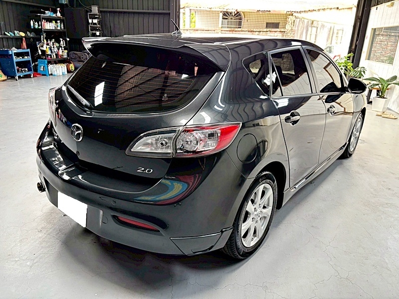 2012 MAZDA MAZDA3 灰 中古車實車細節 4｜百度汽車