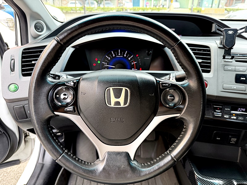 2012 Honda Civic K14 白 中古車實車細節 9｜百度汽車
