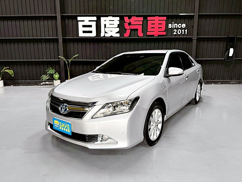 2013 Toyota Camry 銀 中古車外觀封面｜百度汽車