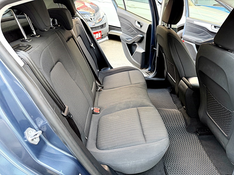 2019 Ford Focus-GF 藍 中古車實車細節 8｜百度汽車
