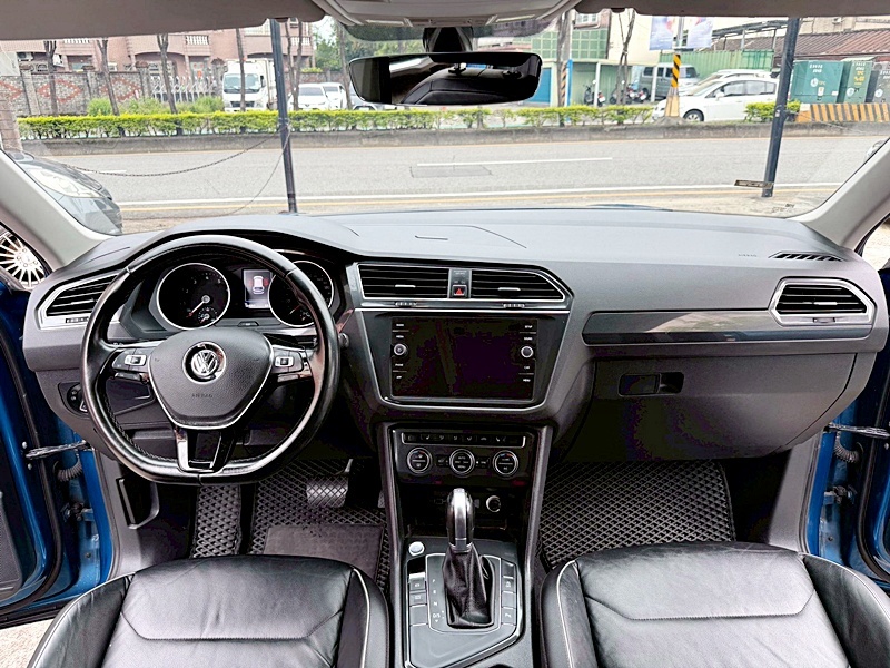 2017 Volkswagen Tiguan 藍 中古車實車細節 12｜百度汽車