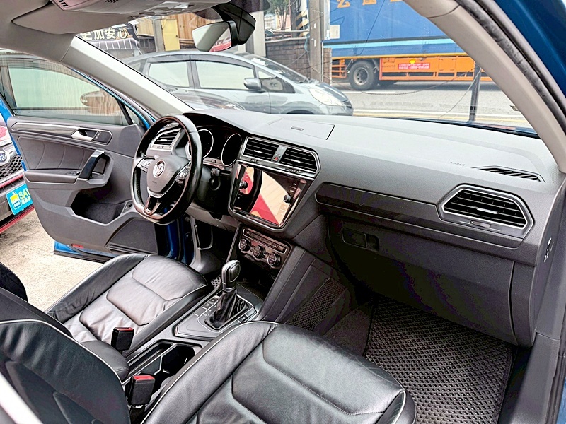 2017 Volkswagen Tiguan 藍 中古車實車細節 7｜百度汽車